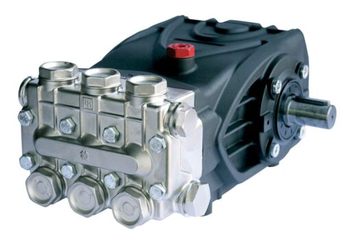INTERPUMP jest dziś największym na świecie producentem pomp wysokociśnieniowych do czyszczenia. Korbowodowa, wolnoobrotowa pompa do gorącej wody, ciśnienie 150 bar, 18 l/min