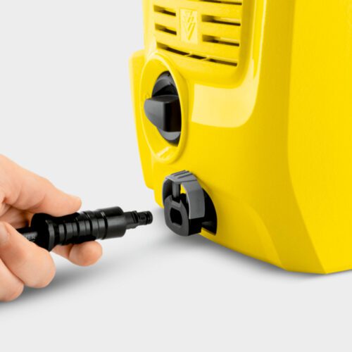 Myjka wysokociśnieniowa K 2 Universal Edition niezawodnie usuwa lekkie zabrudzenia podczas okazjonalnego użytkowania w domu. Sprawdź i kup online!