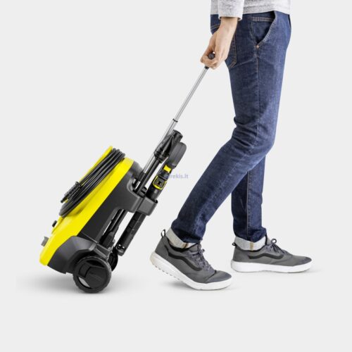 Karcher K4 Classic Car - Myjka stanowi wyjątkowe połączenie kompaktowej budowy i wysokiej skuteczności czyszczenia. Wyposażone w chłodzony wodą silnik.