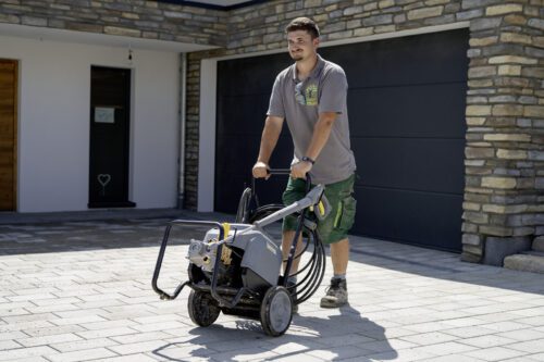 Myjka Ciśnieniowa Zimnowodna Klasy Średniej Karcher HD 9/20-4 M Classic: Maksymalna Ochrona i Wydajność