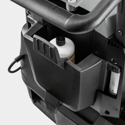 Nowa klasa HDS Compact to kompaktowe urządzenia, które mimo niewielkich rozmiarów radzą sobie świetnie z różnorodnymi zabrudzeniami. W następcach znacznie poprawiono stabilność temperatury. Maszyny wciąż są proste w obsłudze, wygodne w transporcie i bardzo ergonomiczne.