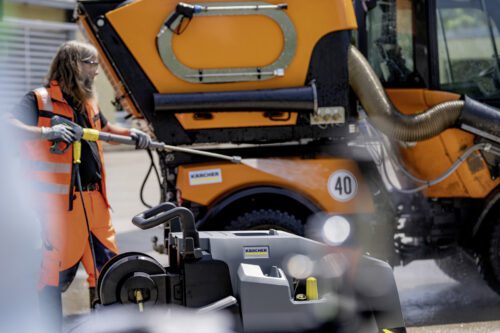 HDS 8/18-4 CXA, najmocniejsza 3-fazowa myjka wysokociśnieniowa z bębnem, z podgrzewaniem wody w klasie kompaktowej z eco!efficiency i funkcją pary.