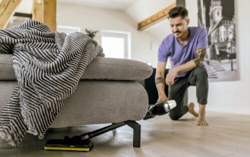 Odkurzacz VC 4 Cordless wyróżnia się na tle konkurencji niską masą, bezworkowym systemem filtracji oraz wysoką mocą zasysania.